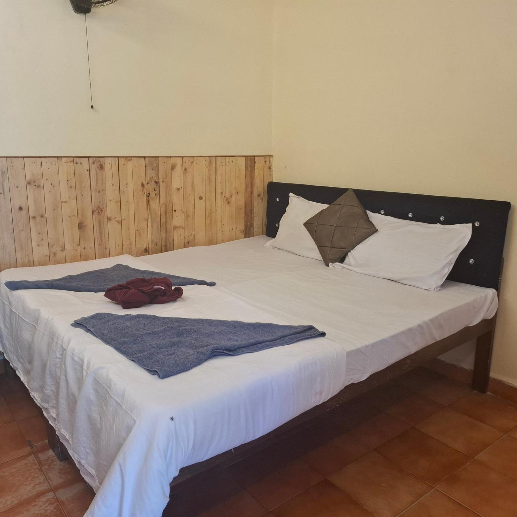 Ave Maria Guesthouse كُلفا المظهر الخارجي الصورة